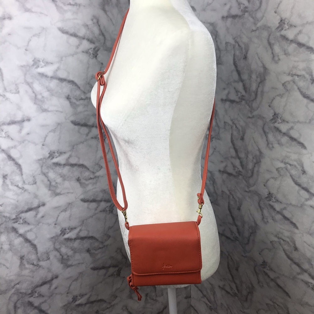 NWOT Kolton Travel Crossbody Bag